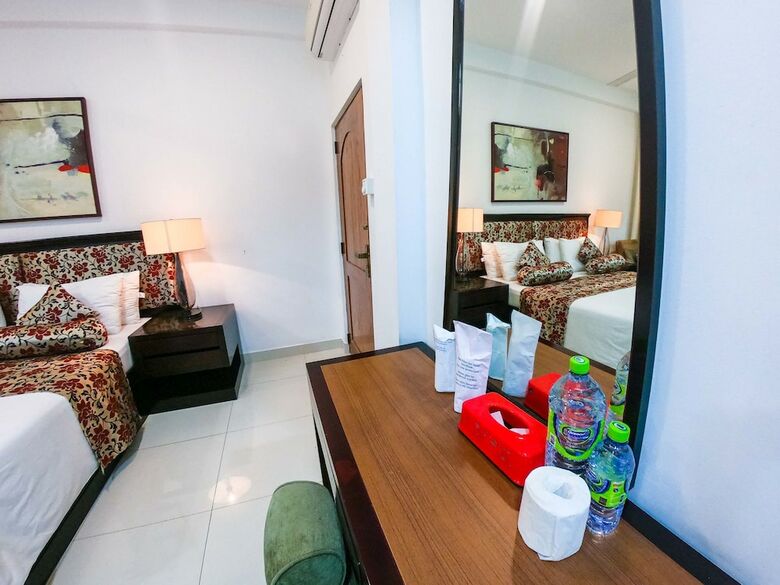 Romance Hills Hotel
