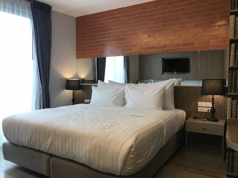 V20 Boutique Hotel By Locals