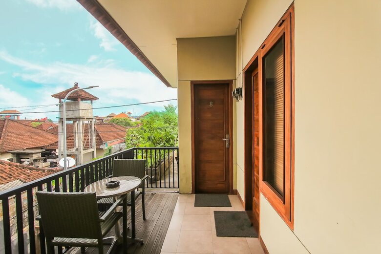 Hotel Kuta Legian Inn