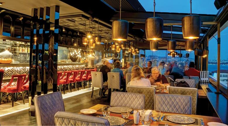 Momento Golden Horn Hotel