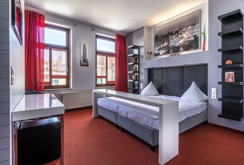 Sl'otel - Das Stadthotel