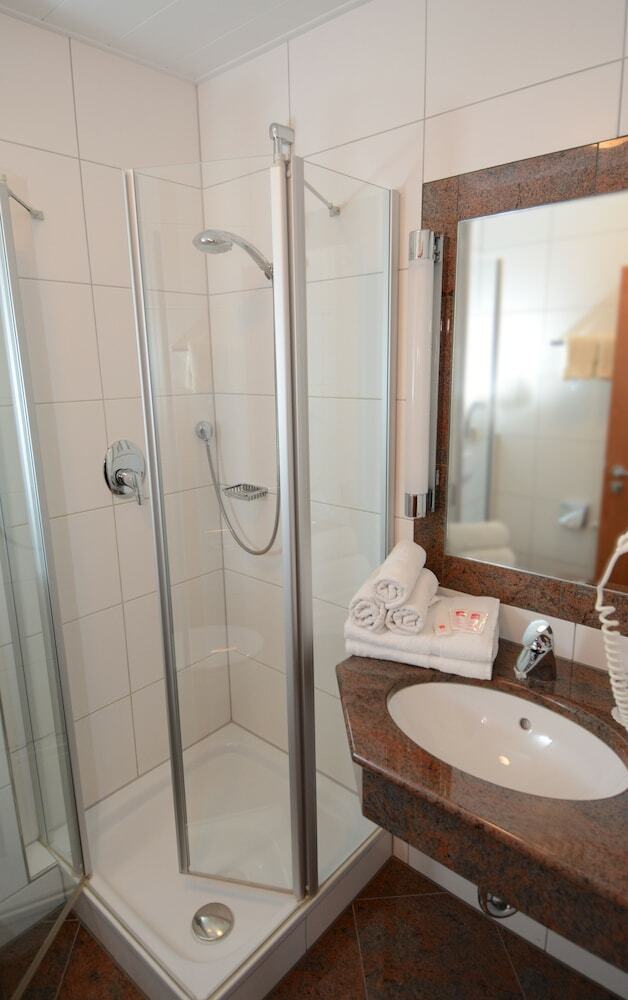 Hostal Hotel Weisses Lamm