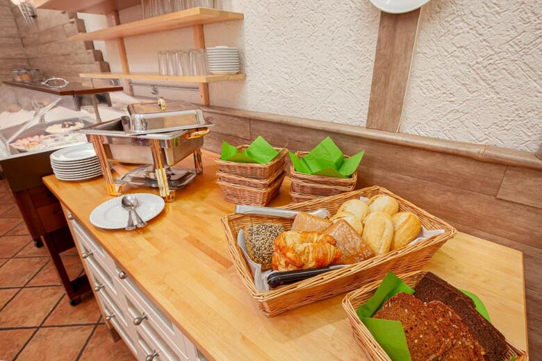 Hotel Landgasthof H�lzer