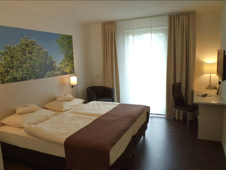 Das Neue Hotel Am Park