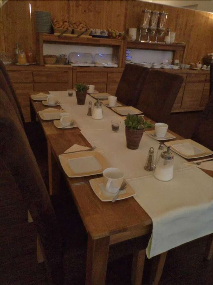 Das Neue Hotel Am Park