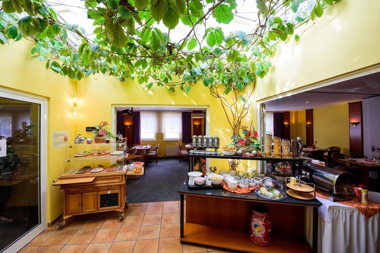 Askania Hotel