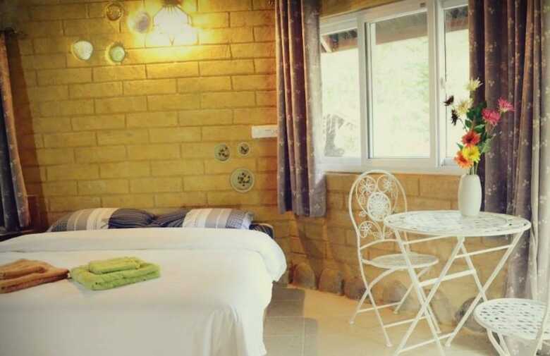 Hotel Baandin Chiewlarn Resort