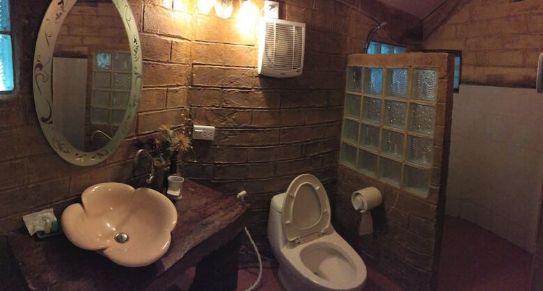 Hotel Baandin Chiewlarn Resort