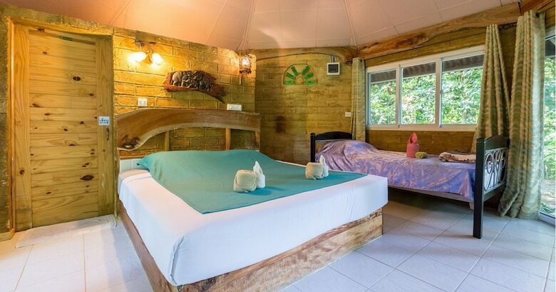 Hotel Baandin Chiewlarn Resort