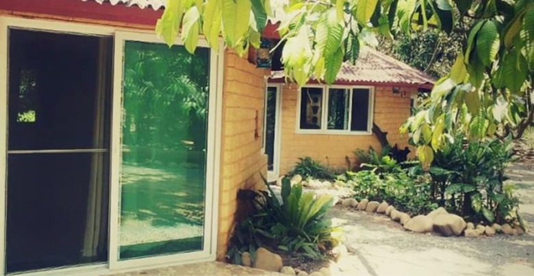 Hotel Baandin Chiewlarn Resort