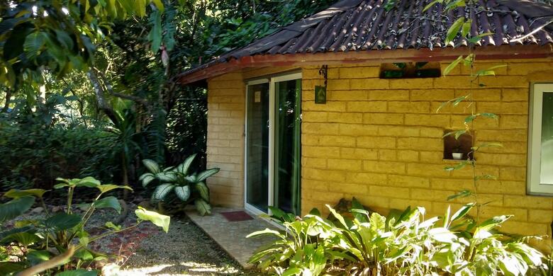 Hotel Baandin Chiewlarn Resort