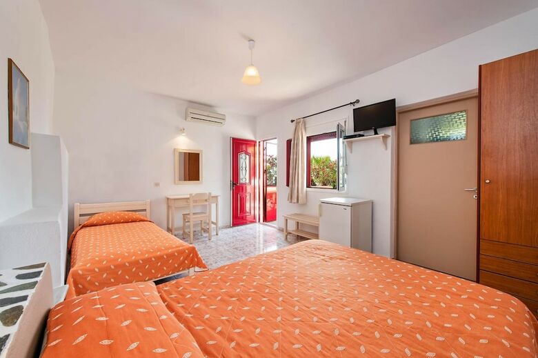 Hotel Pension The Flower