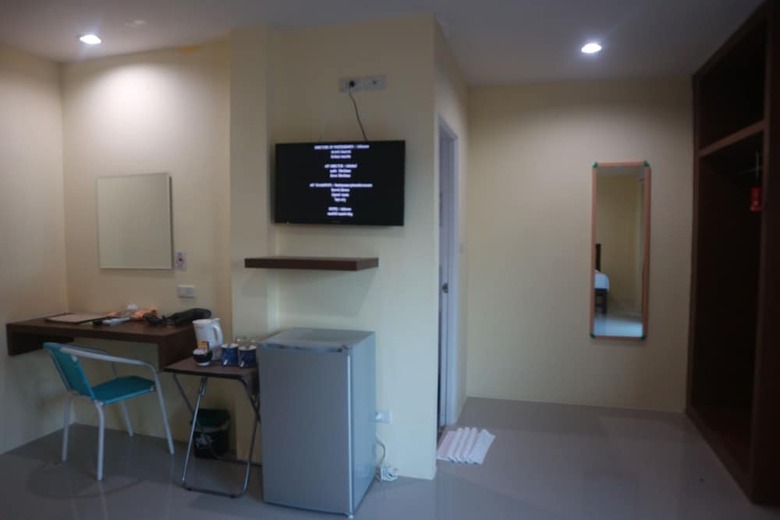 Hotel Anyavee Nam Mao Beach Resort