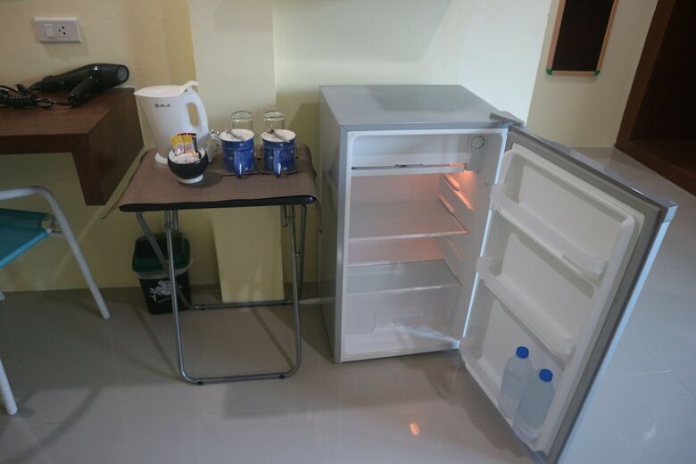 Hotel Anyavee Nam Mao Beach Resort