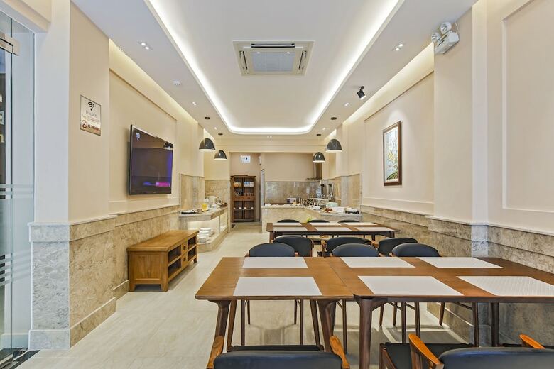 Hoang Lan Hotel