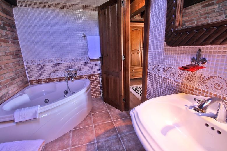 Agroturismo Posada Medieval El Manjon