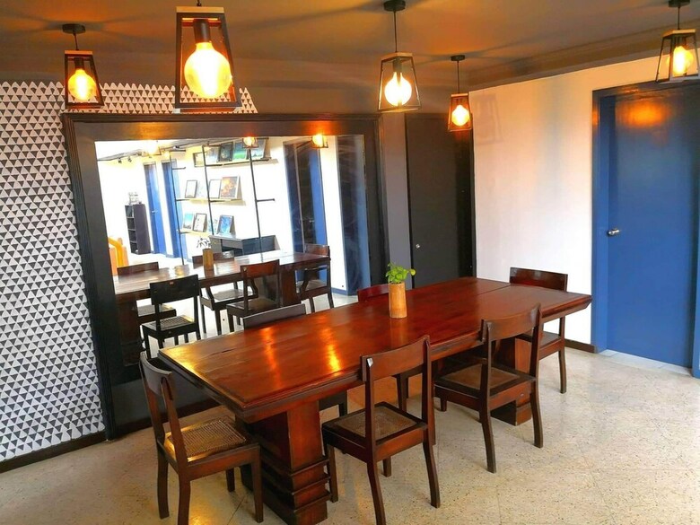 Hostal Guesthouse Storyshare