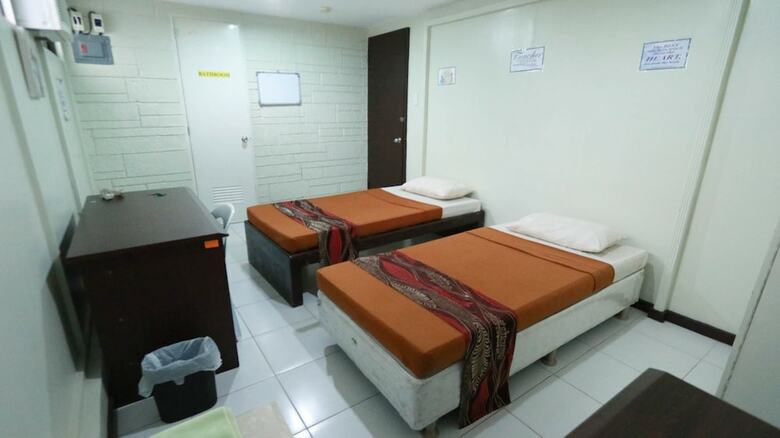 Hostal Guesthouse Storyshare