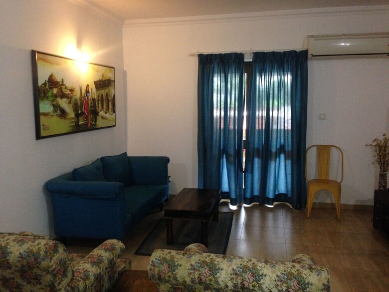Apartamentos Riviera Foothills