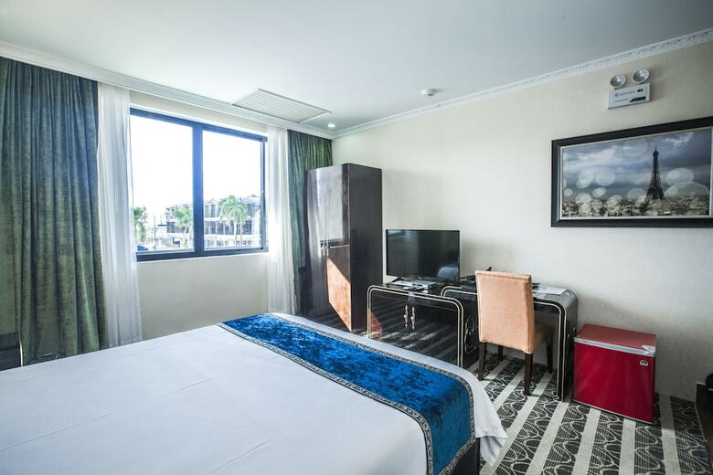 Star Sands Hotel
