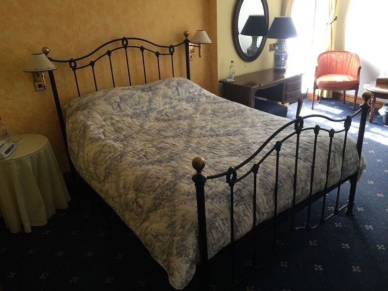 Posada Cross Keys Hotel