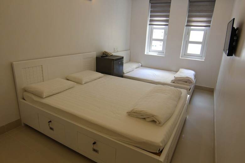 Hotel Full House Hostel