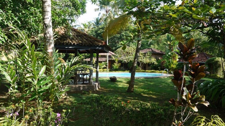 Hotel River View Villas