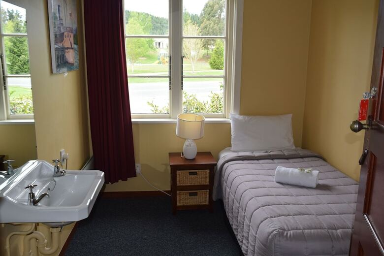 Posada Garston Hotel And Cafe
