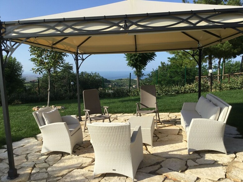 Villa Mascitti B&B