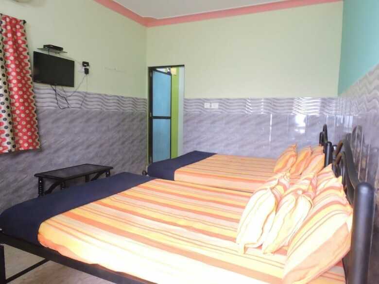 Hotel Monica Guest House