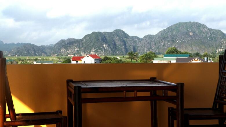 Hotel Ninh Binh Riverside Homestay 2