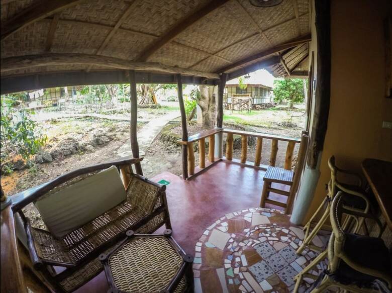 Hostal Chelle's Guest House And Backpackers - Hostel