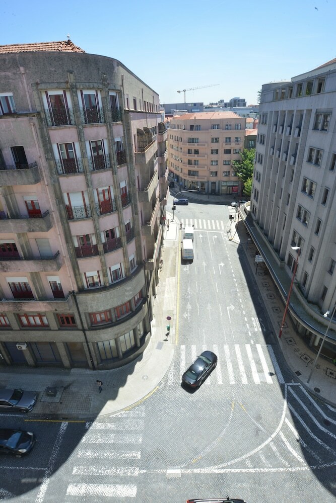 Spot Family Apartments