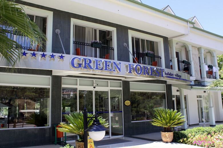 Hotel Green Forest Holiday Village