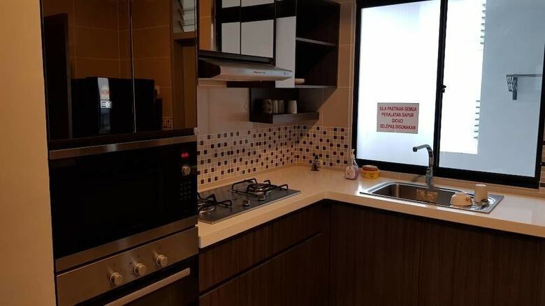 Apartamentos Ayer At 8 Putrajaya Guesthouse