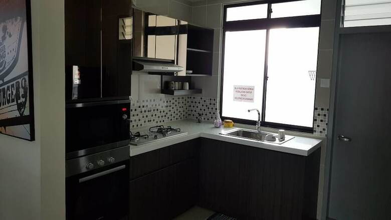 Apartamentos Ayer At 8 Putrajaya Guesthouse