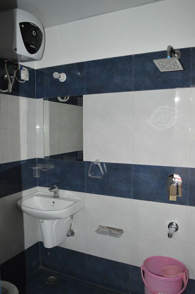 Hotel Thikana Palace