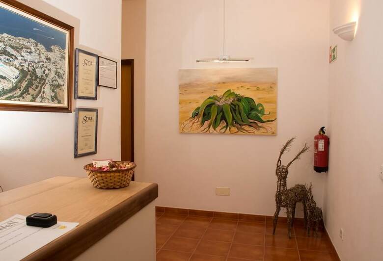 Hotel Villa Well By Villa Welwitshia Mirabilis