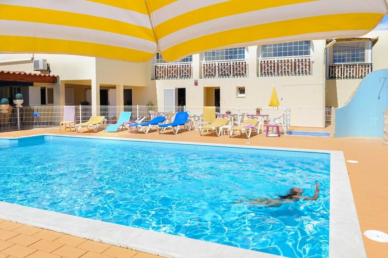 Hotel Villa Well By Villa Welwitshia Mirabilis