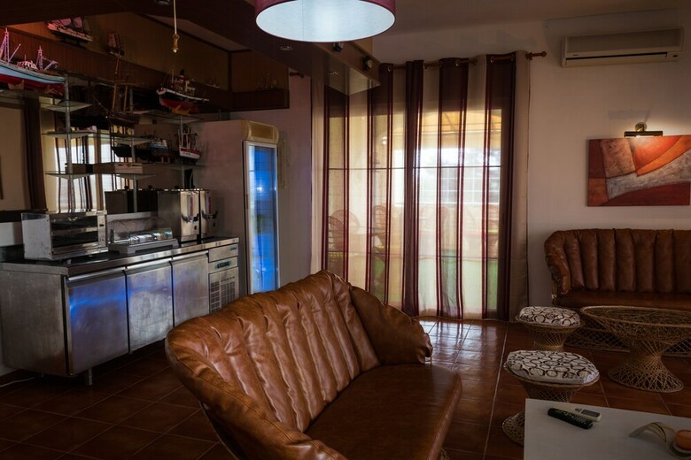 Hotel Villa Well By Villa Welwitshia Mirabilis