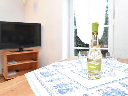 Small Apartment In Hesse With Terrace And Garden