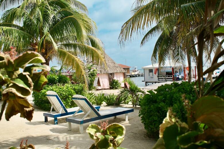 San Pedro Holiday Hotel