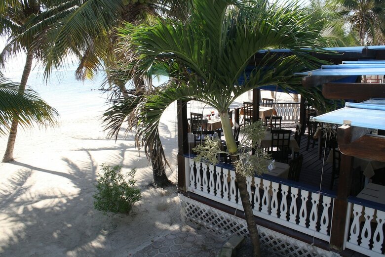 San Pedro Holiday Hotel