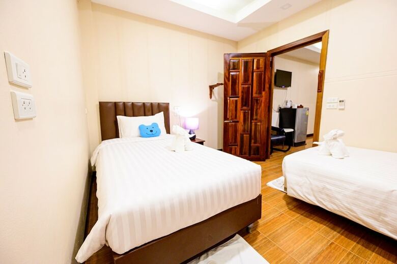 Hotel Rommai At Home