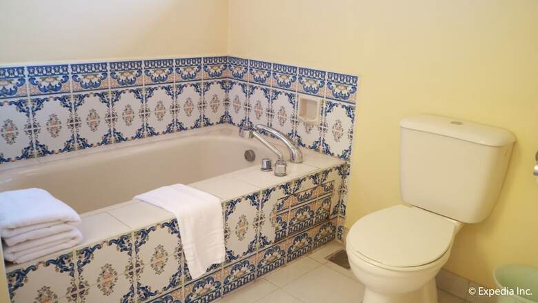Sophia Suites Residence Hotel