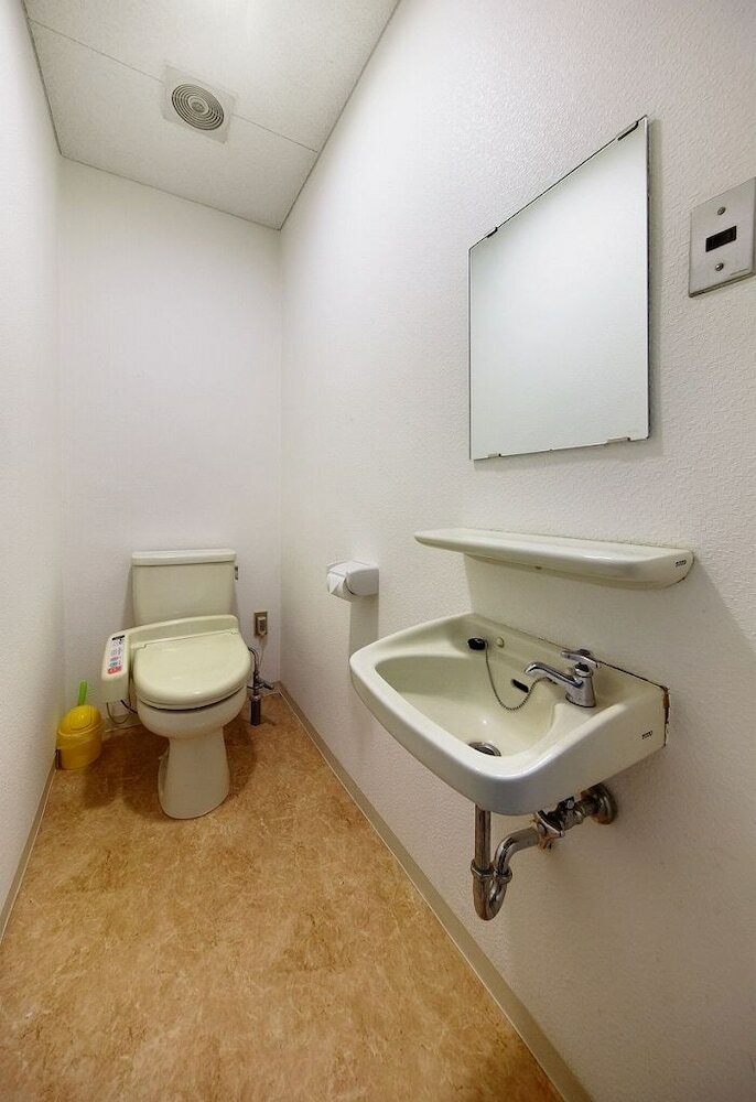 Hostal Travelersdou Kirinya - Hostel