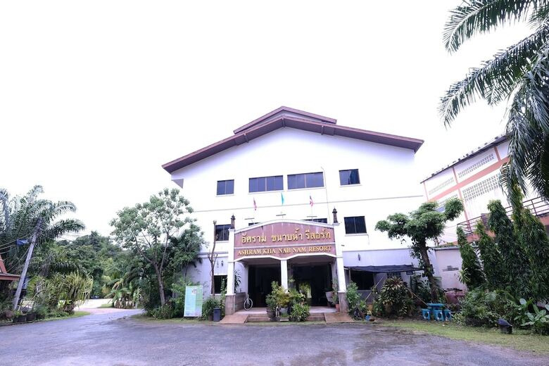 Hotel Ashram Kanabnam Resort