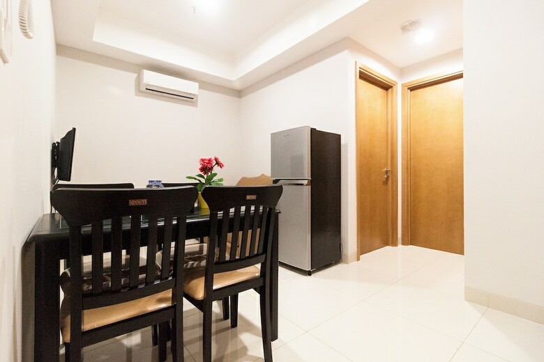Apartamentos The Mansion Kemayoran By Travelio