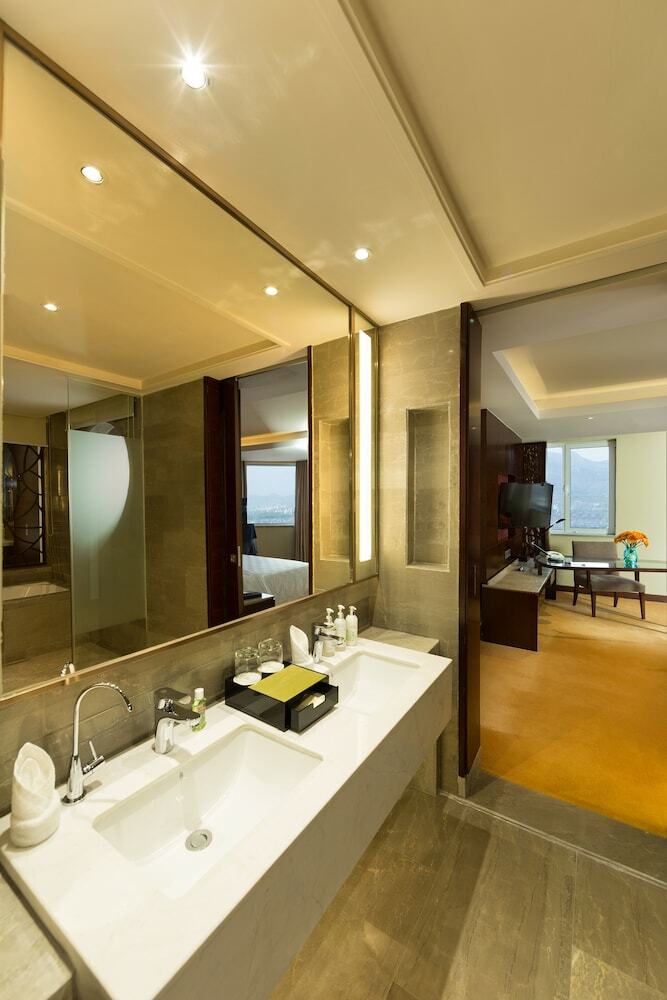 Tai'an Luxury Blue Horizon Hotel