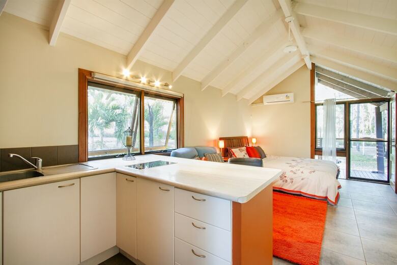 Airlie Beach Eco Cabins